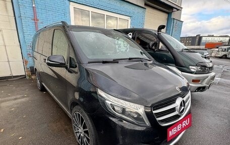 Mercedes-Benz V-Класс, 2018 год, 6 950 000 рублей, 6 фотография