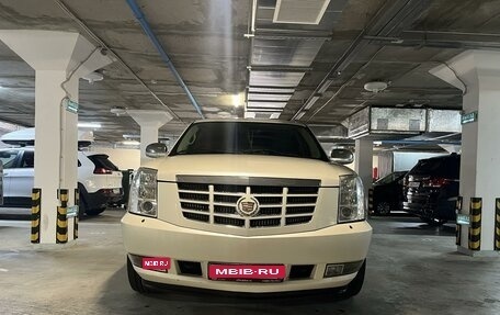 Cadillac Escalade III, 2012 год, 2 900 000 рублей, 1 фотография