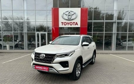 Toyota Fortuner II, 2021 год, 6 100 000 рублей, 1 фотография