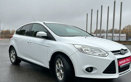 Ford Focus III, 2014 год, 900 000 рублей, 2 фотография