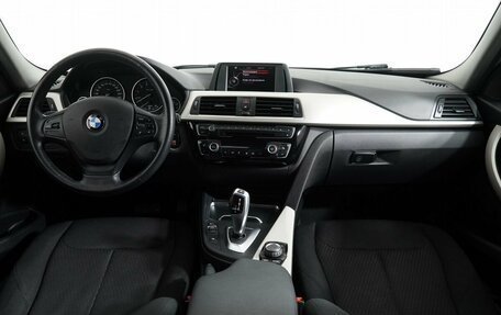 BMW 3 серия, 2015 год, 1 720 000 рублей, 15 фотография