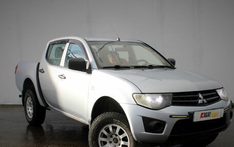 Mitsubishi L200 IV рестайлинг, 2011 год, 1 180 000 рублей, 3 фотография