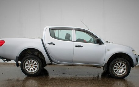 Mitsubishi L200 IV рестайлинг, 2011 год, 1 180 000 рублей, 8 фотография