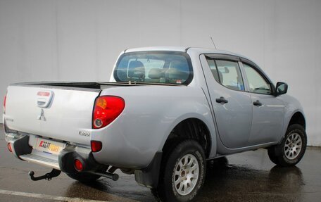 Mitsubishi L200 IV рестайлинг, 2011 год, 1 180 000 рублей, 7 фотография