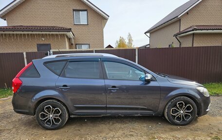 KIA cee'd I рестайлинг, 2010 год, 835 000 рублей, 3 фотография