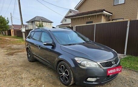 KIA cee'd I рестайлинг, 2010 год, 835 000 рублей, 2 фотография