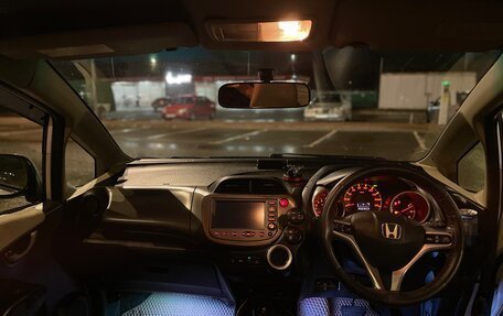 Honda Fit III, 2010 год, 620 000 рублей, 5 фотография