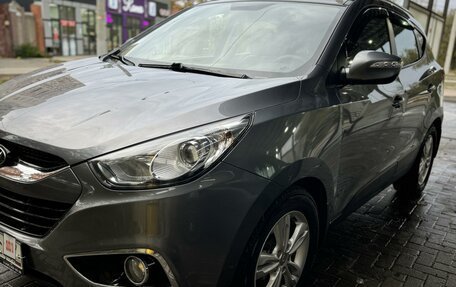 Hyundai ix35 I рестайлинг, 2013 год, 1 550 000 рублей, 2 фотография