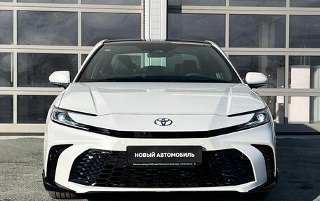 Toyota Camry, 2024 год, 4 990 000 рублей, 2 фотография