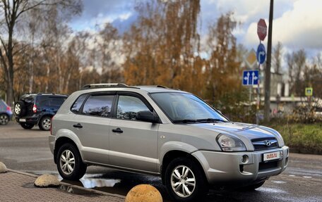 Hyundai Tucson III, 2008 год, 799 000 рублей, 3 фотография