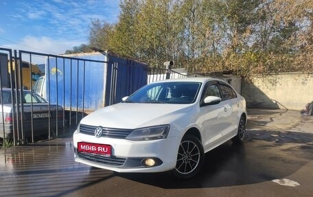 Volkswagen Jetta VI, 2012 год, 990 000 рублей, 1 фотография