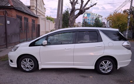 Honda Fit Shuttle I рестайлинг, 2012 год, 1 250 000 рублей, 4 фотография