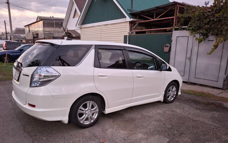 Honda Fit Shuttle I рестайлинг, 2012 год, 1 250 000 рублей, 8 фотография