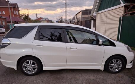 Honda Fit Shuttle I рестайлинг, 2012 год, 1 250 000 рублей, 22 фотография