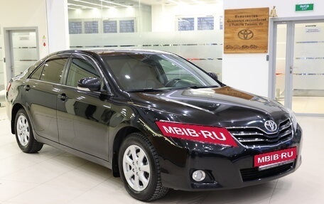 Toyota Camry, 2011 год, 1 690 000 рублей, 4 фотография