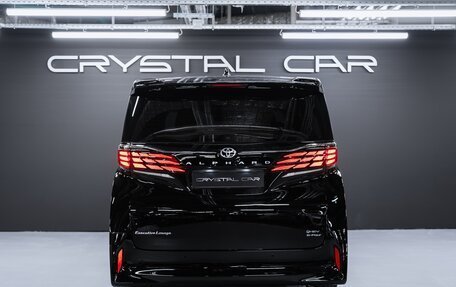 Toyota Alphard, 2024 год, 17 350 000 рублей, 11 фотография