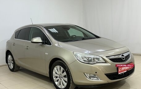 Opel Astra J, 2012 год, 795 000 рублей, 3 фотография