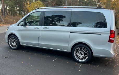 Mercedes-Benz V-Класс, 2019 год, 4 850 000 рублей, 4 фотография