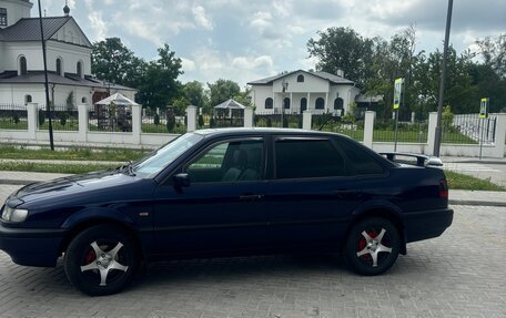 Volkswagen Passat B4, 1996 год, 365 000 рублей, 2 фотография