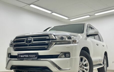 Toyota Land Cruiser 200, 2016 год, 6 100 000 рублей, 7 фотография