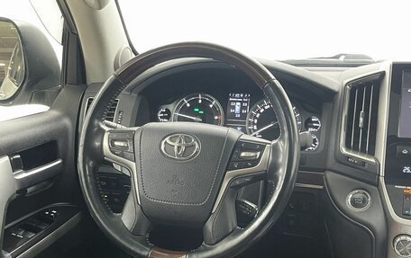 Toyota Land Cruiser 200, 2016 год, 6 100 000 рублей, 23 фотография