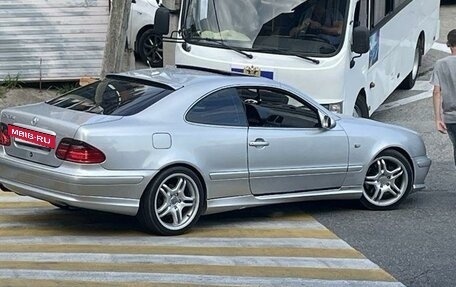 Mercedes-Benz CLK-Класс, 2000 год, 655 000 рублей, 4 фотография