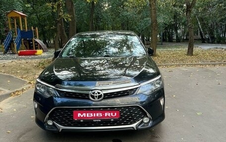 Toyota Camry, 2017 год, 2 370 000 рублей, 11 фотография