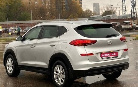 Hyundai Tucson III, 2018 год, 1 999 000 рублей, 5 фотография