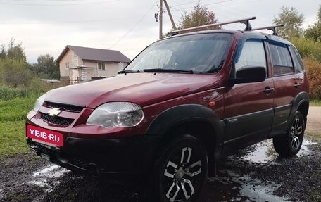 Chevrolet Niva I рестайлинг, 2012 год, 450 000 рублей, 3 фотография