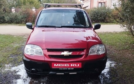 Chevrolet Niva I рестайлинг, 2012 год, 450 000 рублей, 5 фотография