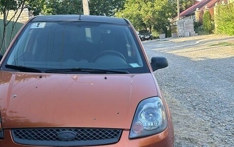 Ford Fiesta, 2006 год, 410 000 рублей, 1 фотография