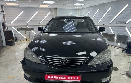 Toyota Camry V40, 2005 год, 2 000 000 рублей, 2 фотография