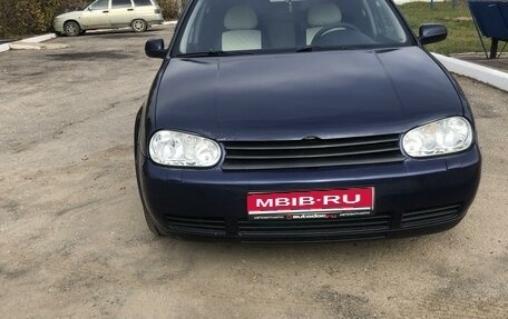 Volkswagen Golf IV, 2001 год, 460 000 рублей, 1 фотография