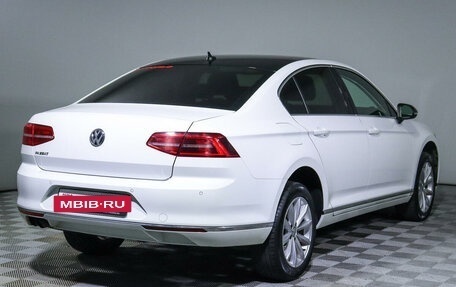 Volkswagen Passat B8 рестайлинг, 2018 год, 2 598 000 рублей, 5 фотография