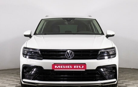 Volkswagen Tiguan II, 2018 год, 3 399 000 рублей, 2 фотография