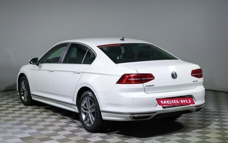 Volkswagen Passat B8 рестайлинг, 2017 год, 2 250 000 рублей, 7 фотография