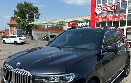 BMW X7, 2021 год, 9 300 000 рублей, 3 фотография