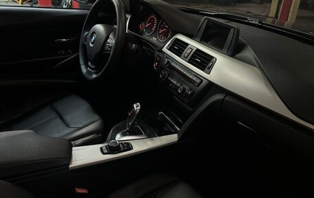 BMW 3 серия, 2013 год, 1 550 000 рублей, 14 фотография