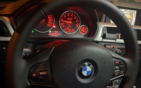 BMW 3 серия, 2013 год, 1 550 000 рублей, 19 фотография