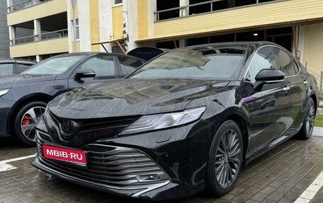 Toyota Camry, 2020 год, 3 450 000 рублей, 1 фотография