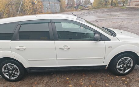 Ford Focus II рестайлинг, 2005 год, 380 000 рублей, 4 фотография