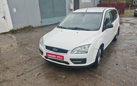 Ford Focus II рестайлинг, 2005 год, 380 000 рублей, 3 фотография