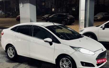 Ford Fiesta, 2015 год, 600 000 рублей, 2 фотография