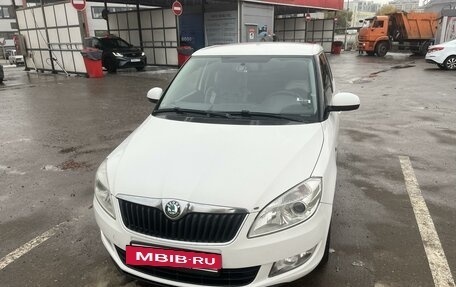 Skoda Fabia II, 2012 год, 600 000 рублей, 2 фотография