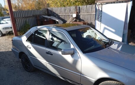 Mercedes-Benz C-Класс, 1994 год, 425 000 рублей, 10 фотография