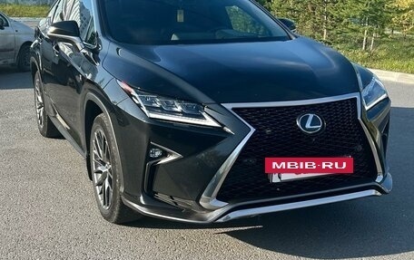 Lexus RX IV рестайлинг, 2017 год, 4 800 000 рублей, 7 фотография