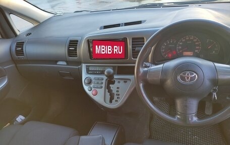 Toyota Wish II, 2003 год, 550 000 рублей, 5 фотография