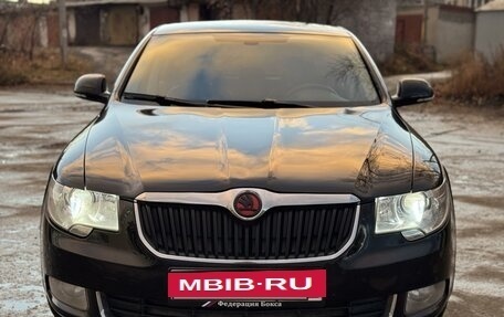 Skoda Superb III рестайлинг, 2012 год, 990 000 рублей, 5 фотография