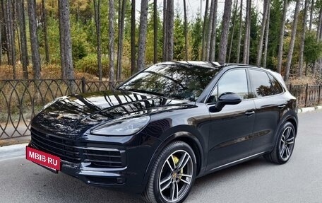 Porsche Cayenne III, 2018 год, 7 300 000 рублей, 2 фотография