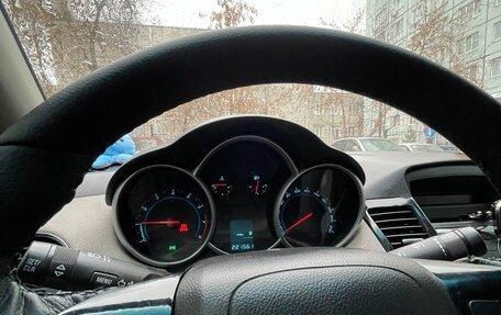 Chevrolet Cruze II, 2011 год, 800 000 рублей, 8 фотография